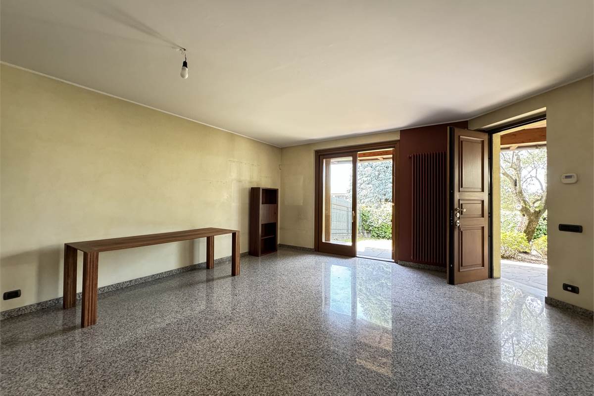 Villa bifamiliare