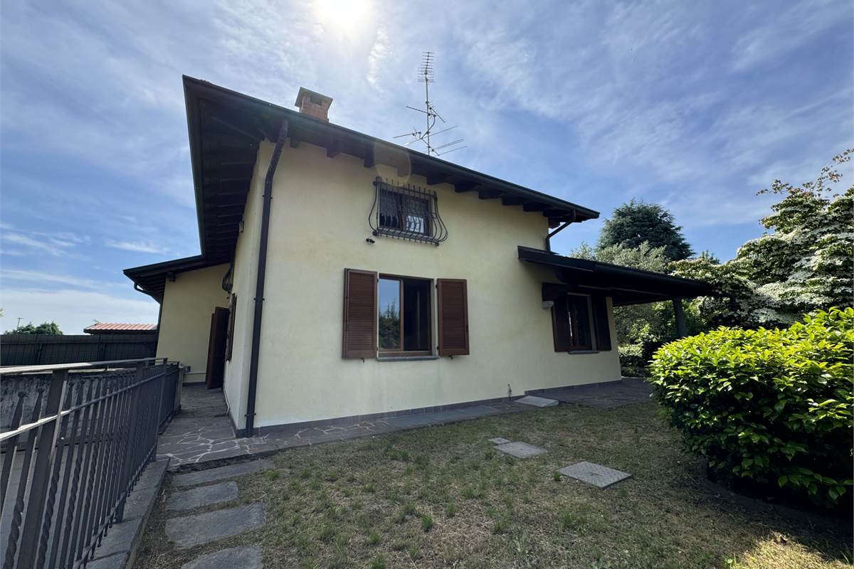 Villa bifamiliare