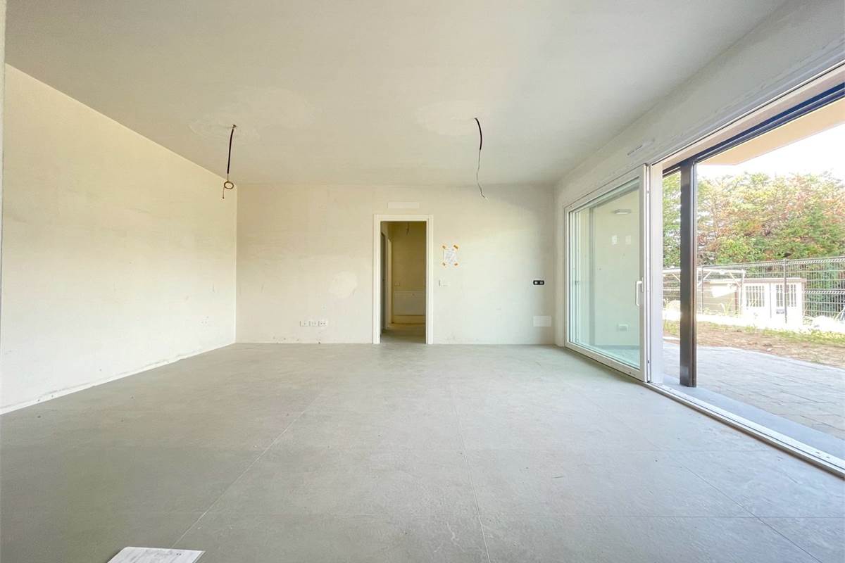 Nuovo trilocale con terrazzo 
