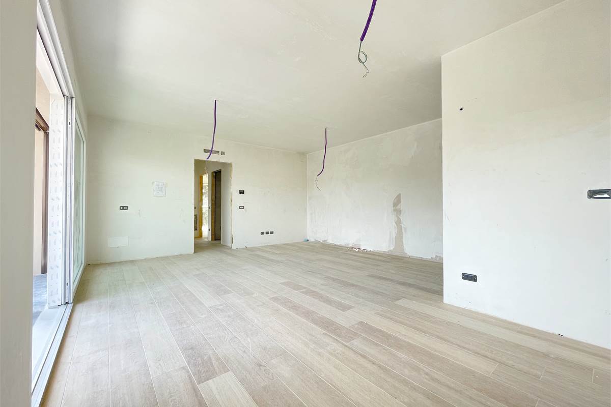 Nuovo trilocale con terrazzo