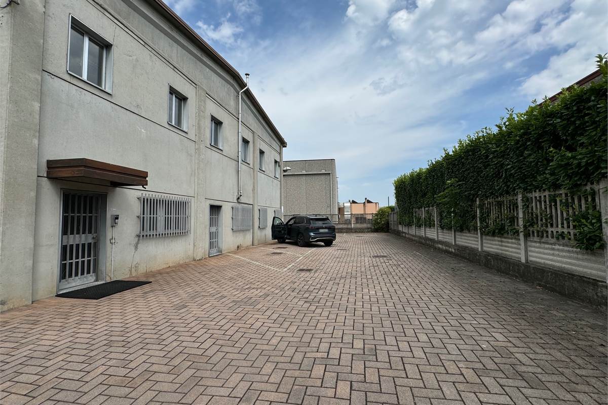 Capannone industriale