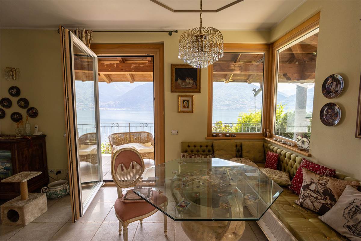 Villa di prestigio sul lago