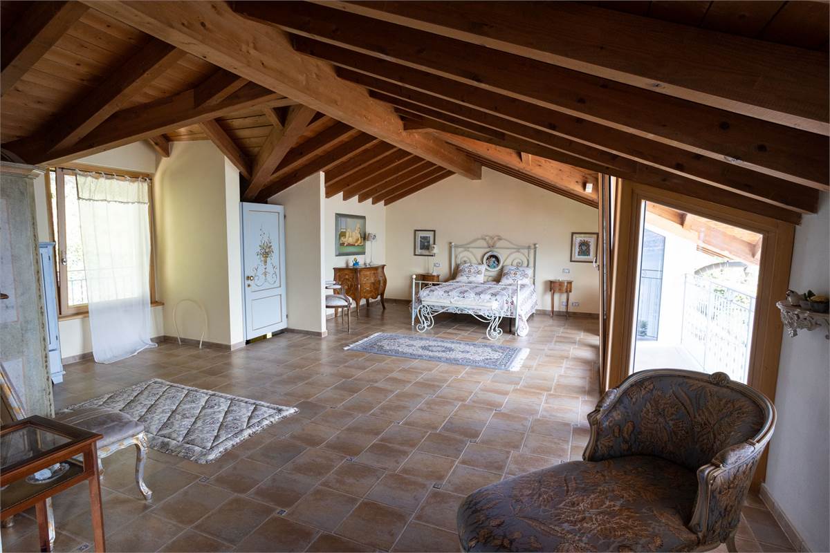 Villa di prestigio sul lago