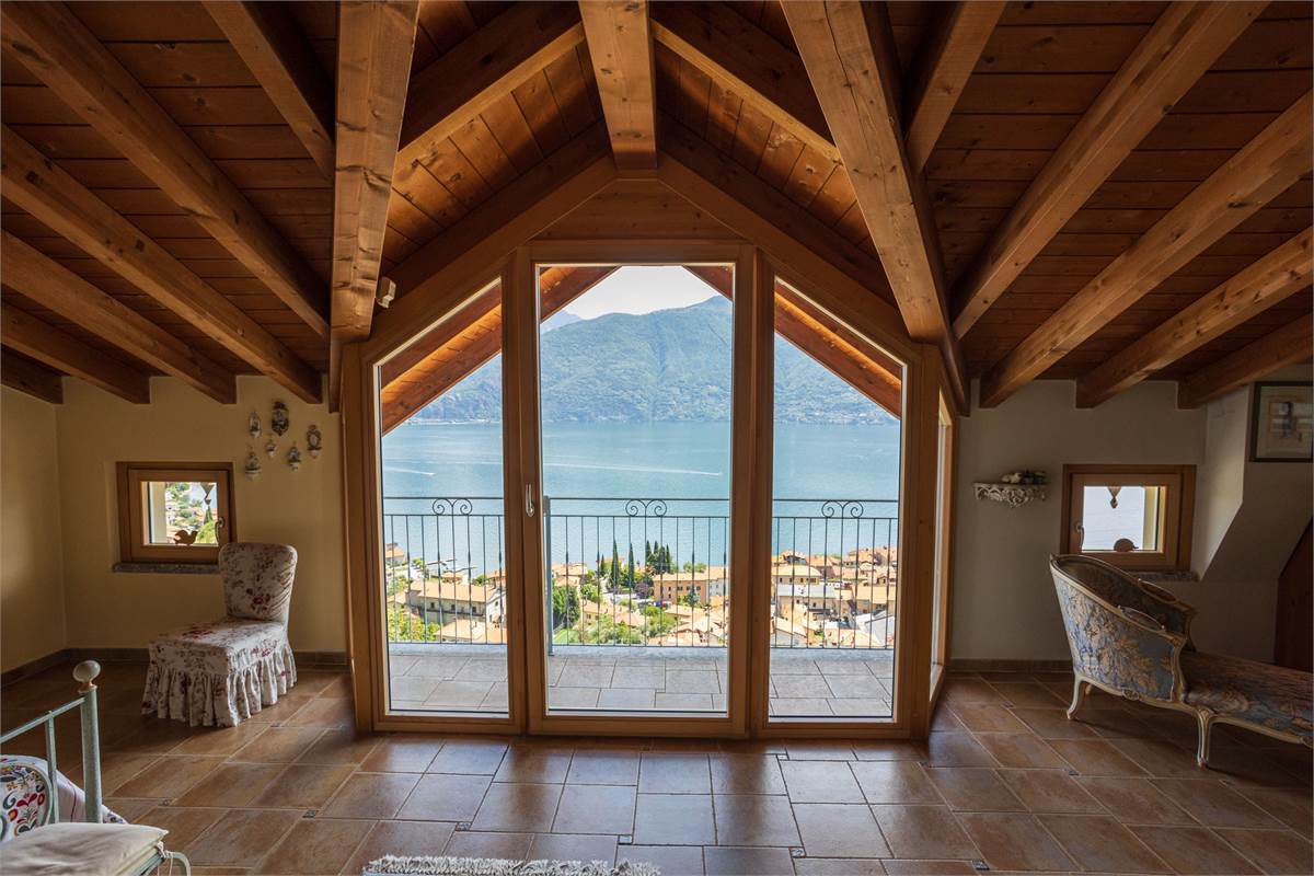 Villa di prestigio sul lago