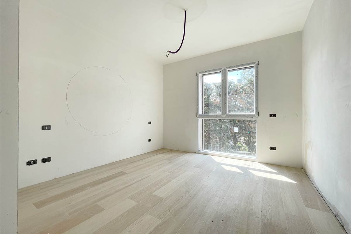 Nuovo trilocale con terrazzo