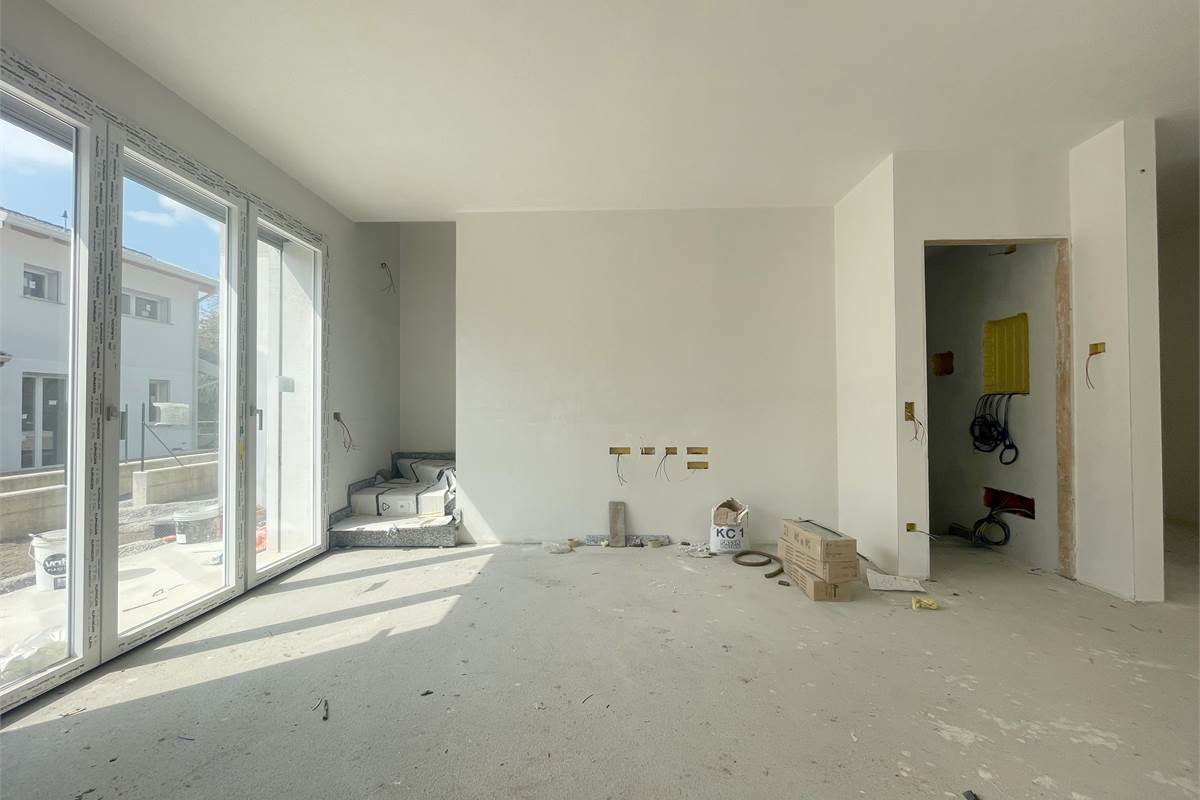 Nuova villetta a schiera di testa