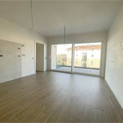 Nuovo trilocale con terrazzo