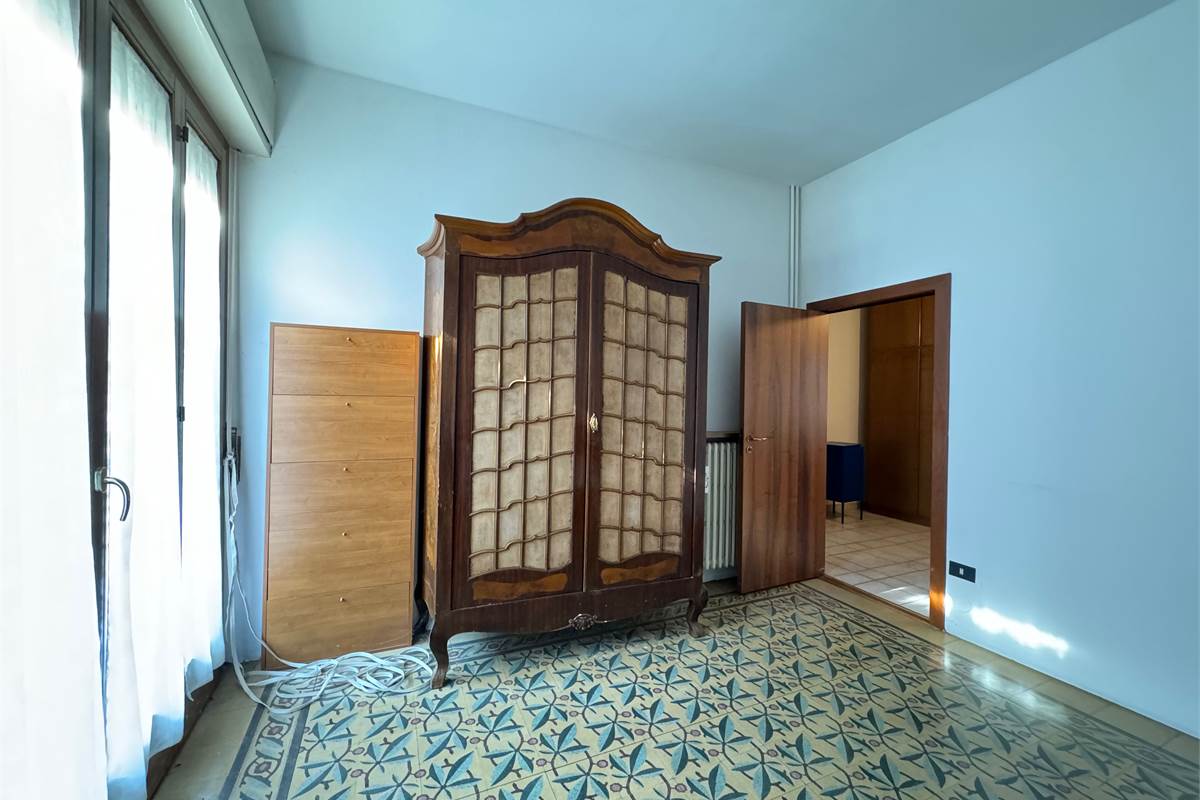 Ampio quadrilocale con terrazzi