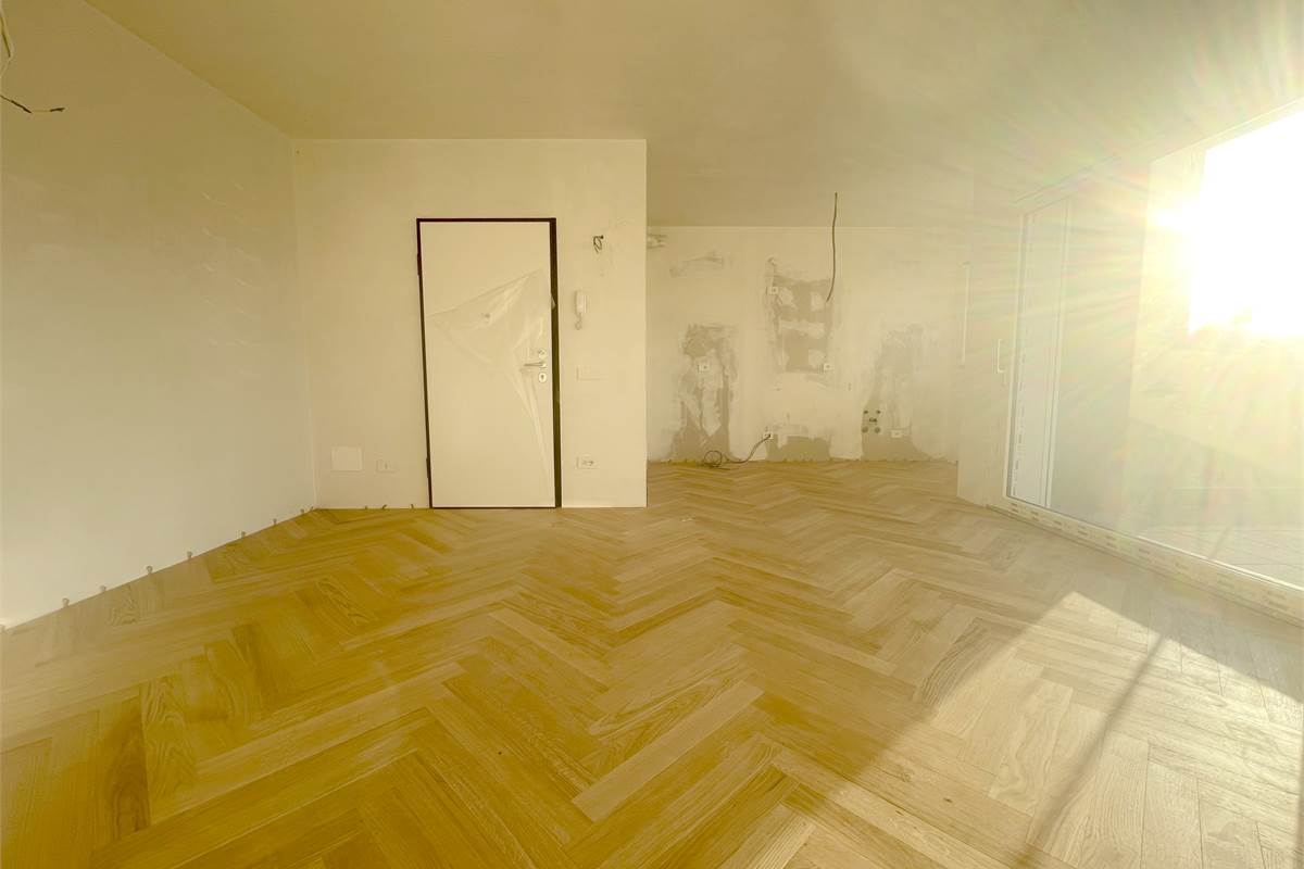 Nuovo trilocale con terrazzo