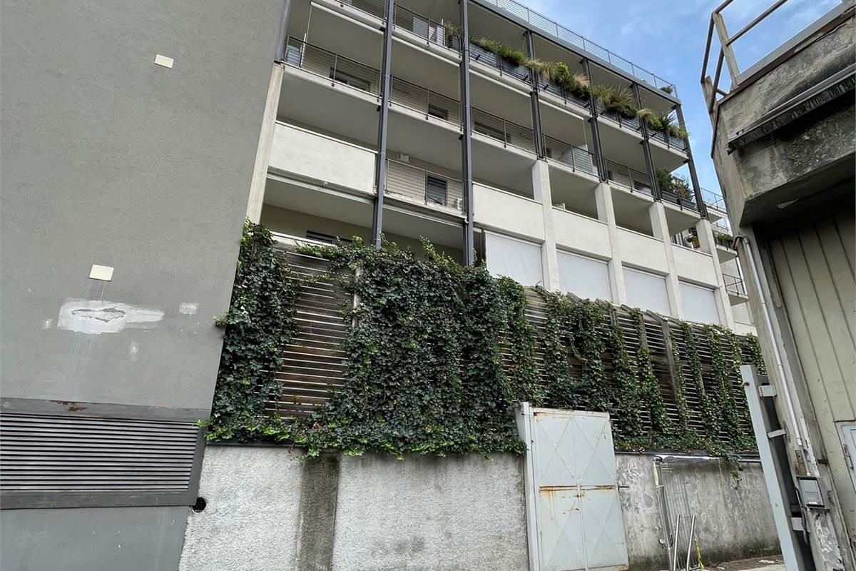 Moderno bilocale con terrazzo