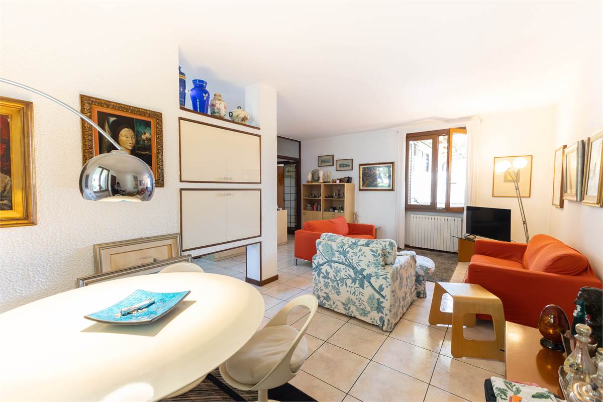 Trilocale con taverna e giardino