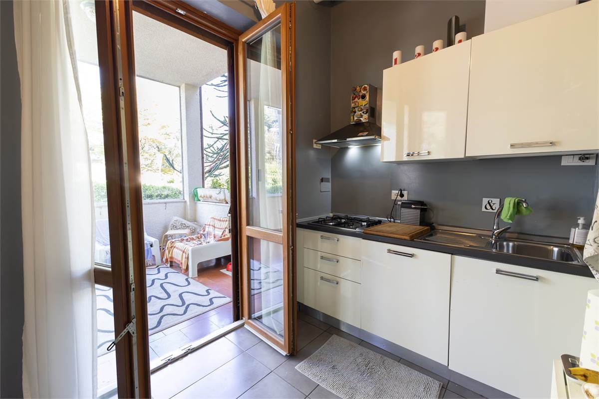 Trilocale con taverna e giardino