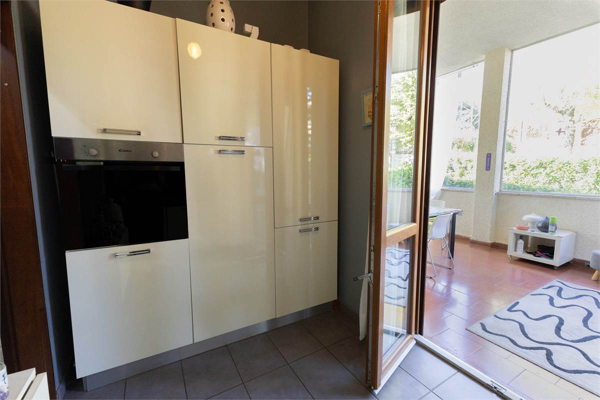 Trilocale con taverna e giardino
