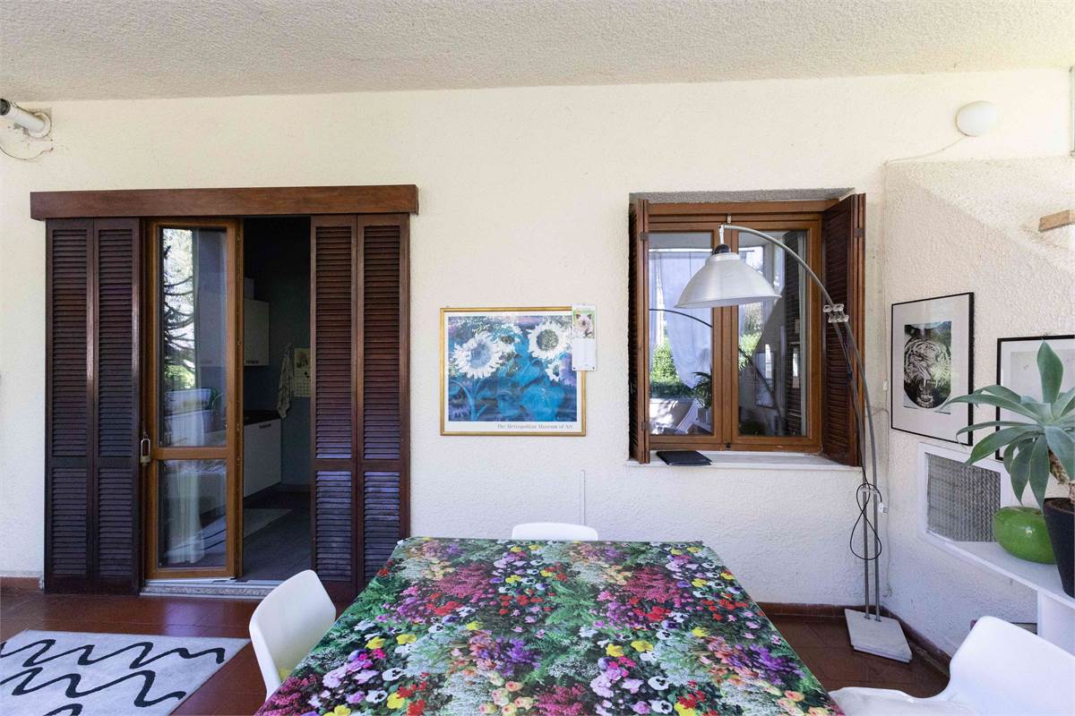 Trilocale con taverna e giardino