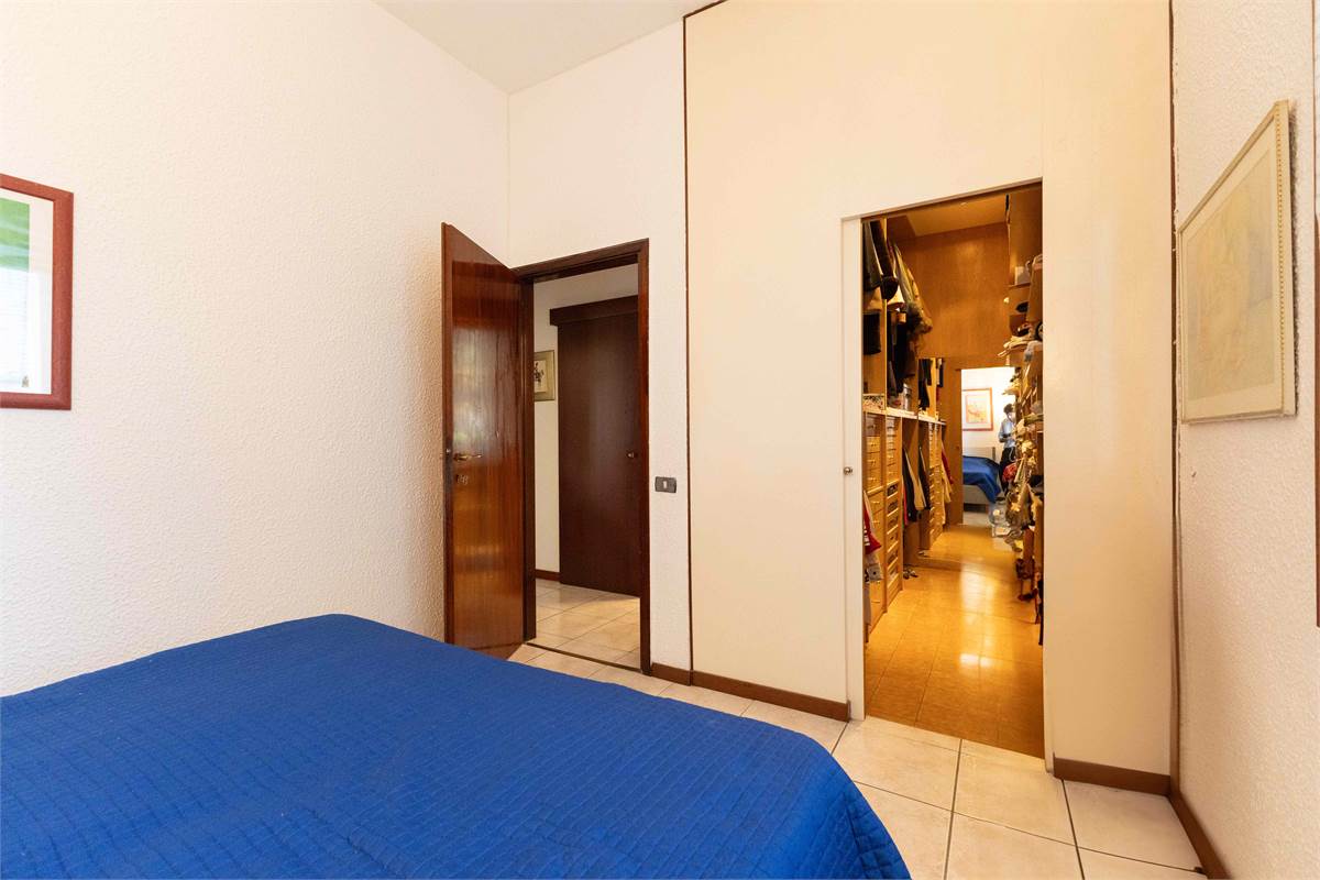 Trilocale con taverna e giardino