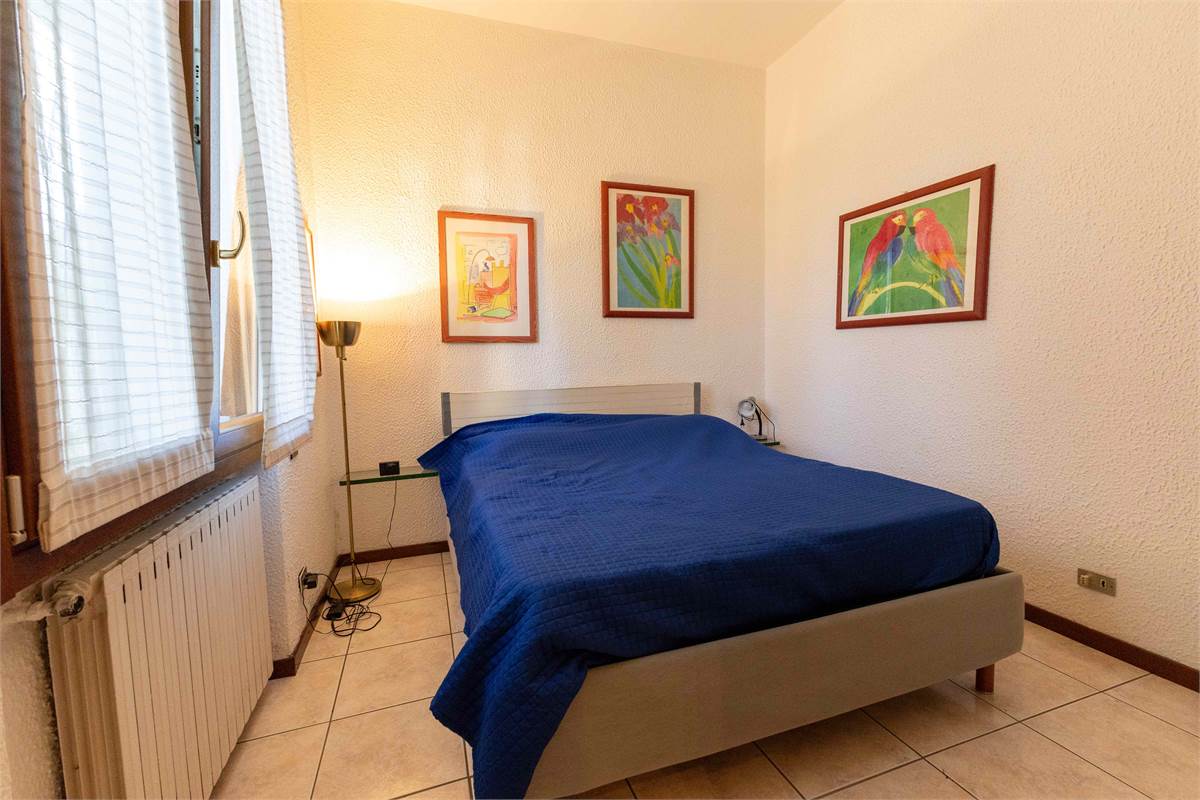 Trilocale con taverna e giardino