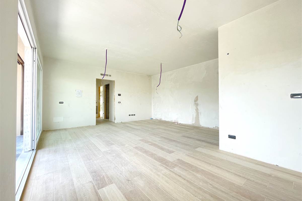 Nuovo trilocale con terrazzo 