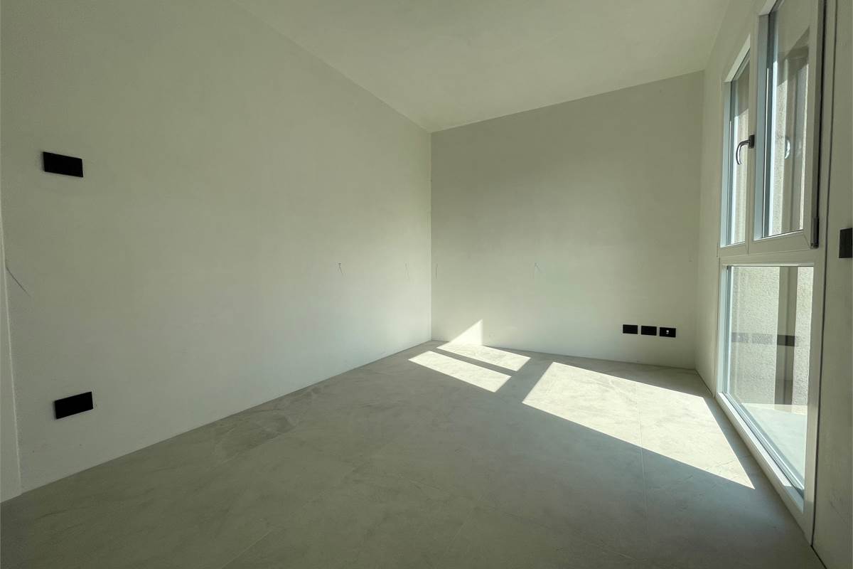 Nuovo trilocale con terrazzo