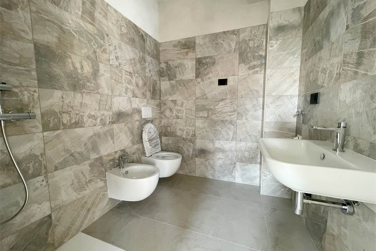Nuovo trilocale con terrazzo