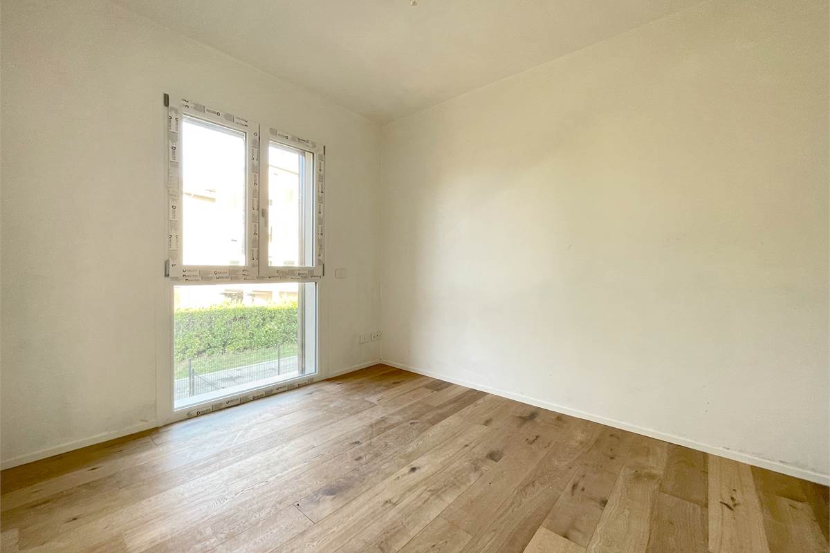 Nuovo trilocale con terrazzo e box