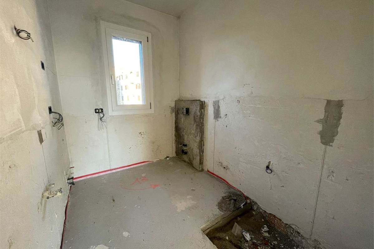 Nuovo trilocale con terrazzo e box