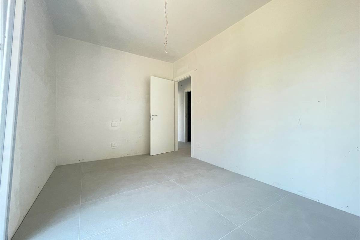 Nuovo trilocale con giardino