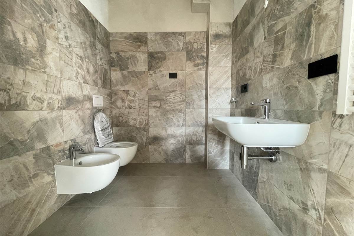 Nuovo trilocale con giardino