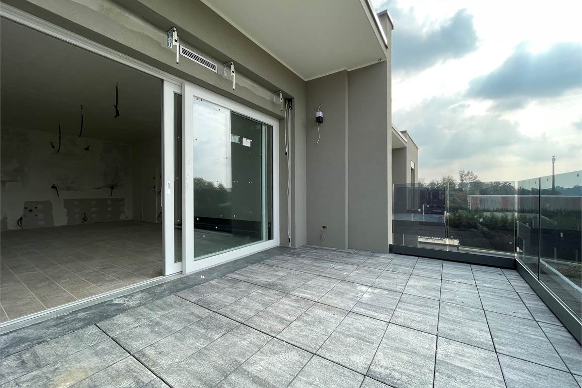 Nuovo bilocale con terrazzo