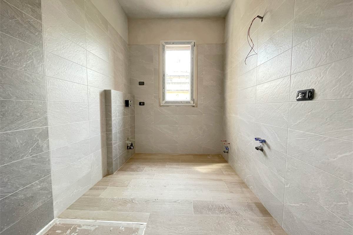 Nuovo trilocale con terrazzo