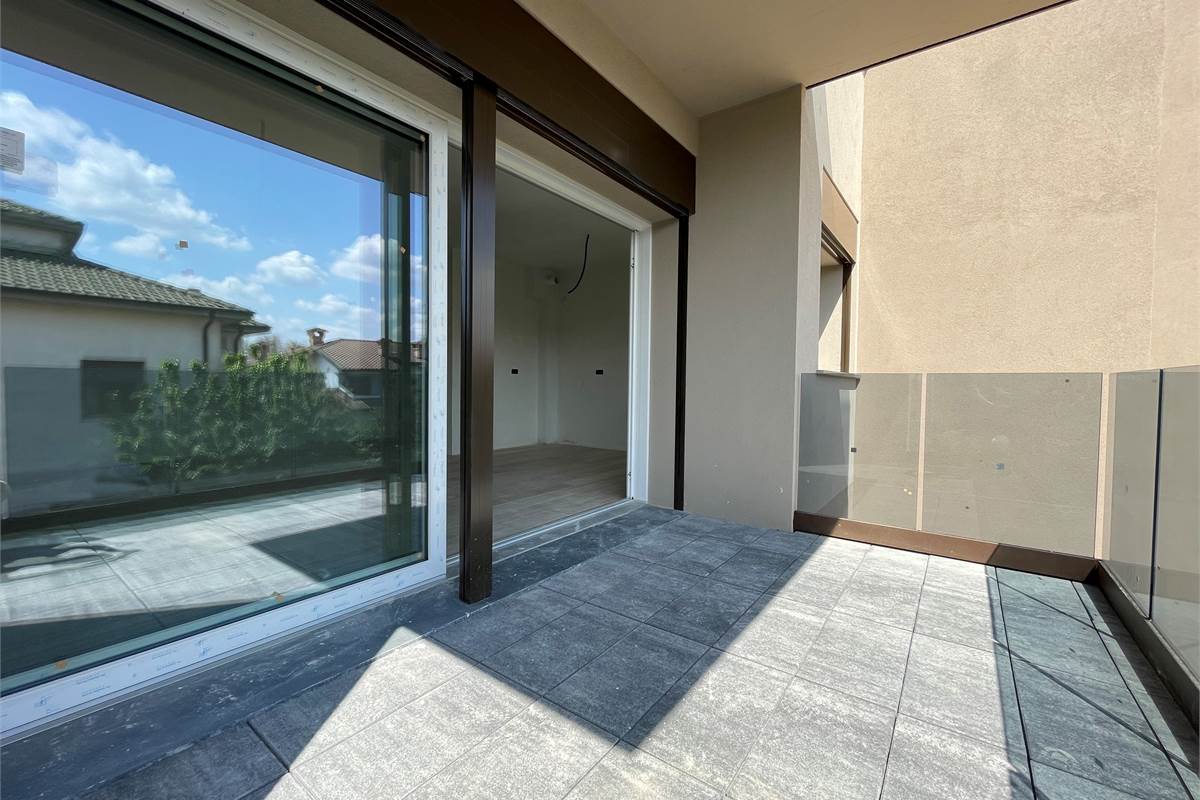 Nuovo trilocale con terrazzo