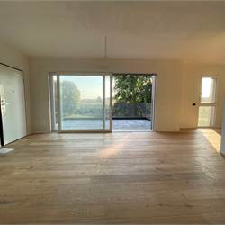 Nuovo trilocale ultimo piano con terrazzo e box