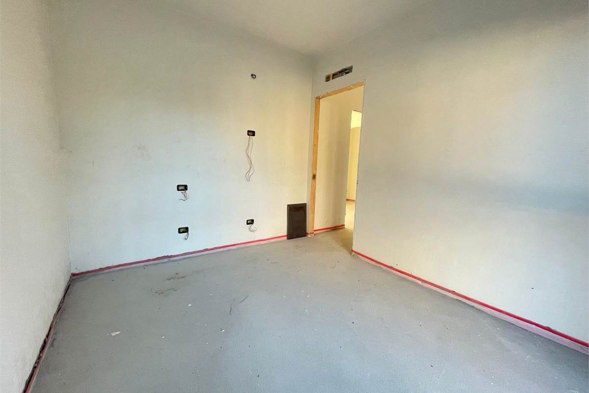 Nuovo trilocale ultimo piano con terrazzo e box