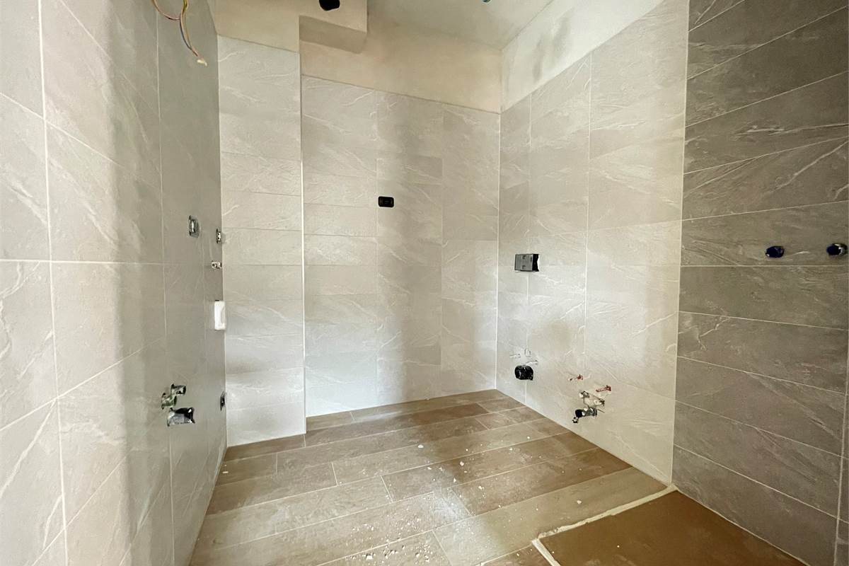 Nuovo trilocale con giardino