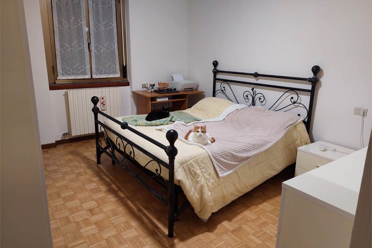 Trilocale semiarredato con box