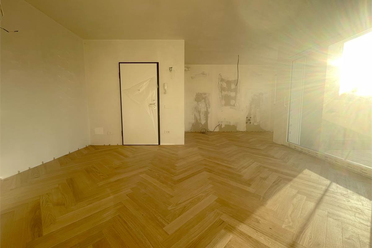 Nuovo trilocale con terrazzo