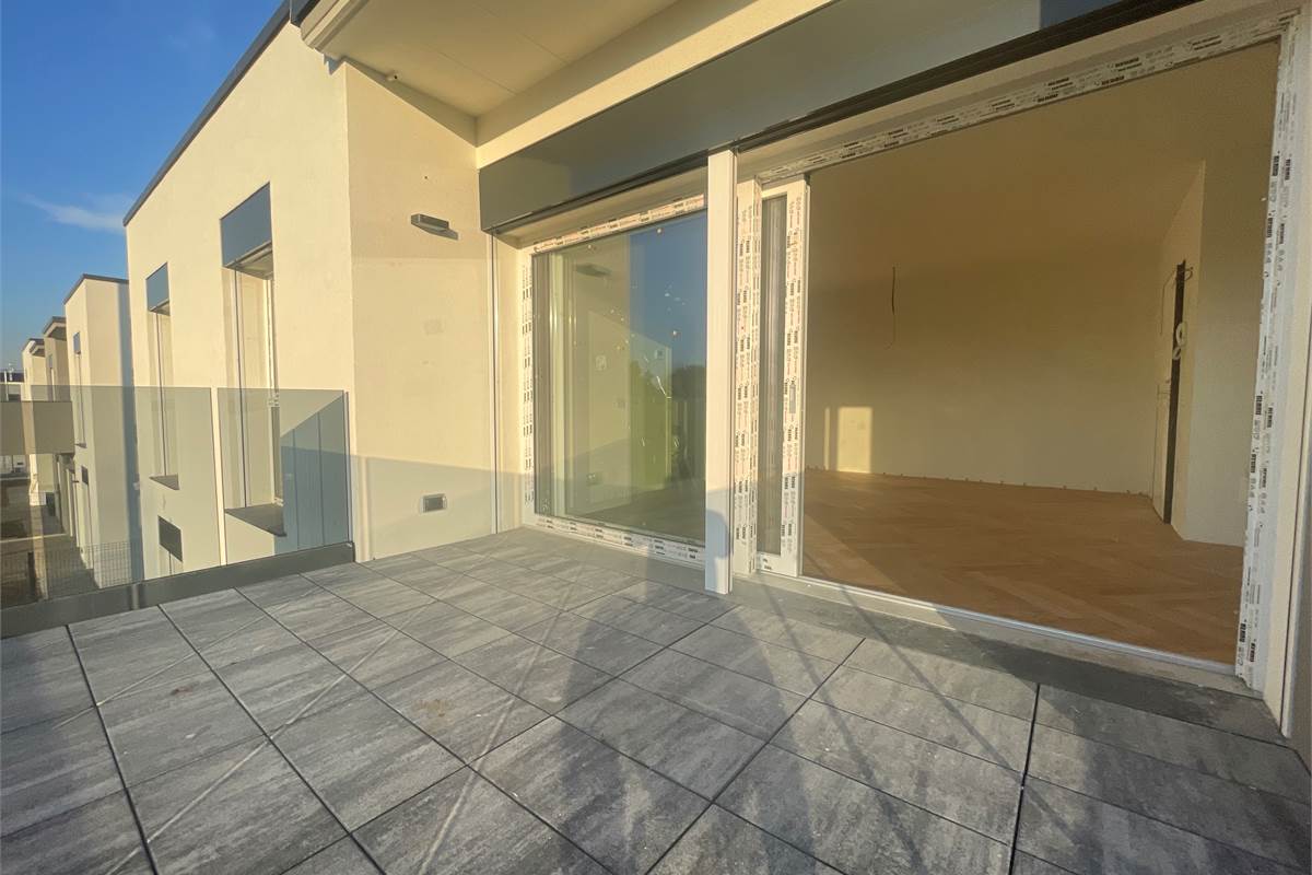 Nuovo trilocale con terrazzo