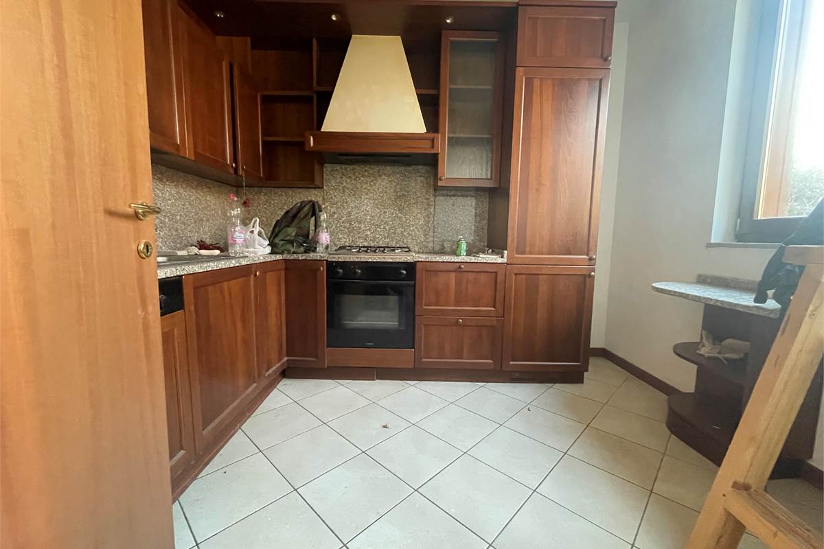 Moderna villetta a schiera di testa