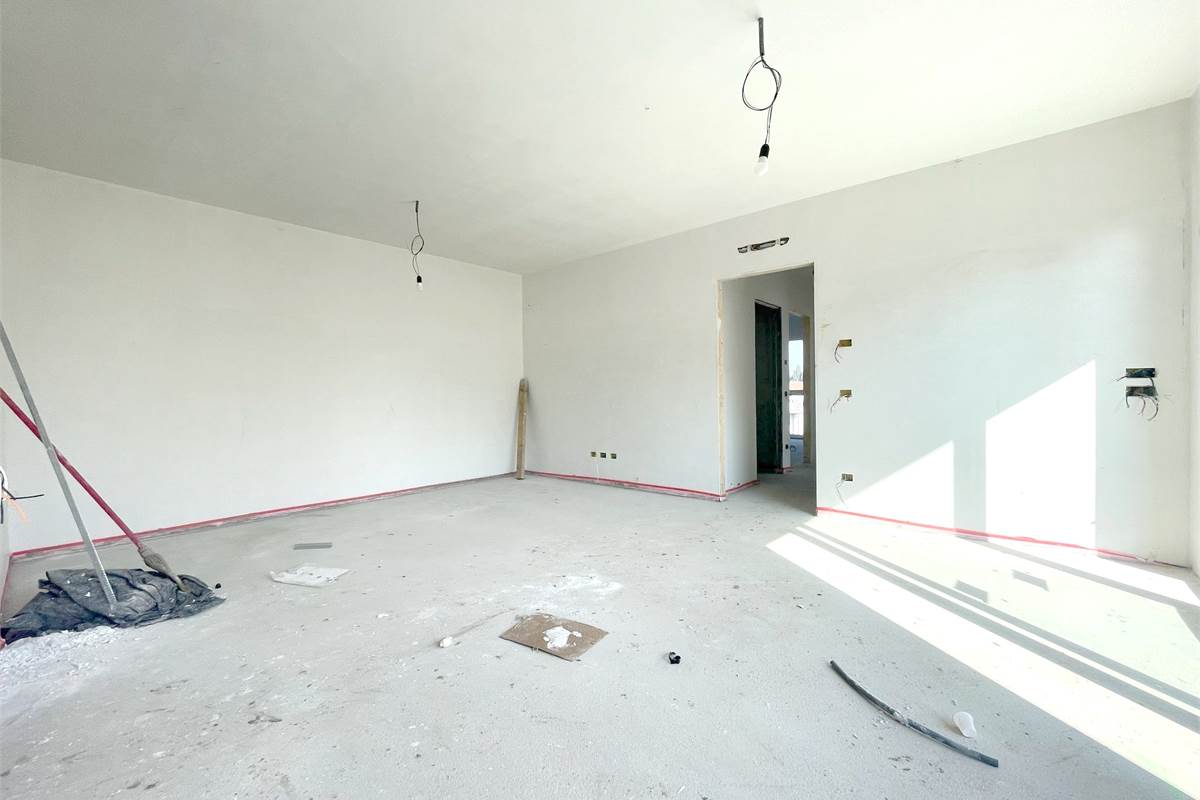 Nuovo trilocale con terrazzo