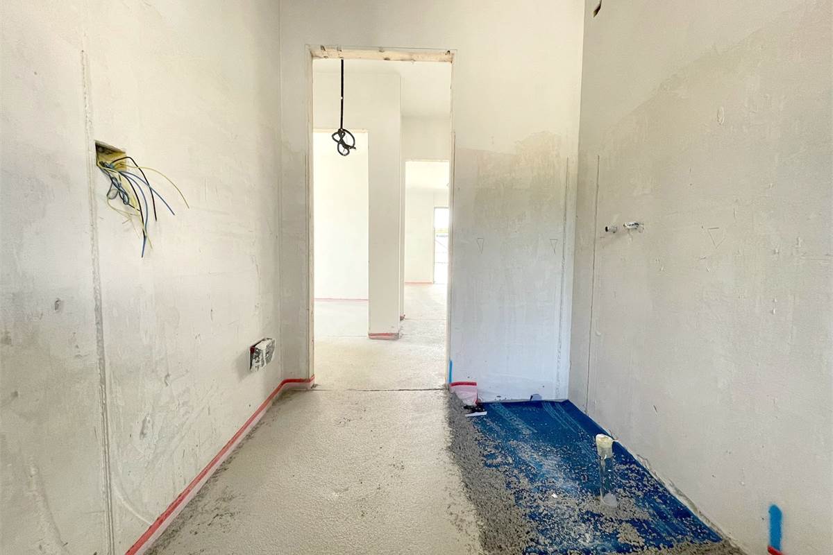 Nuovo quadrilocale con giardino con BOX incluso