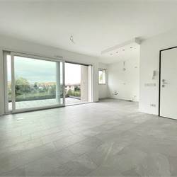 Nuovo trilocale con terrazzo