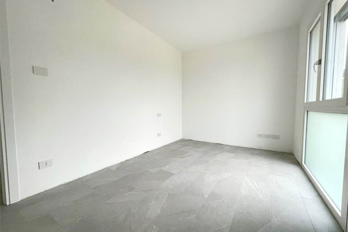 Nuovo trilocale con terrazzo