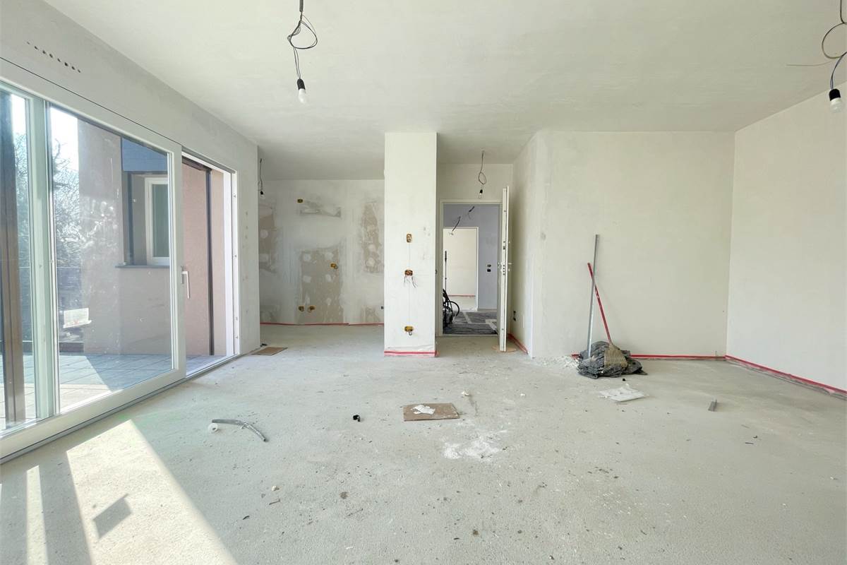 Nuovo trilocale con terrazzo