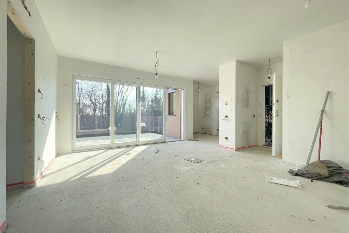 Nuovo trilocale con terrazzo