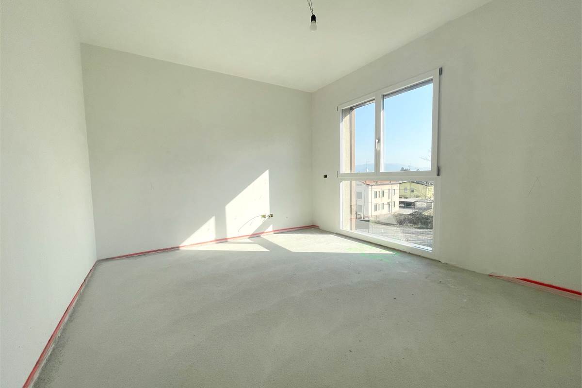 Nuovo trilocale con terrazzo