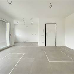 Nuovo trilocale con giardino