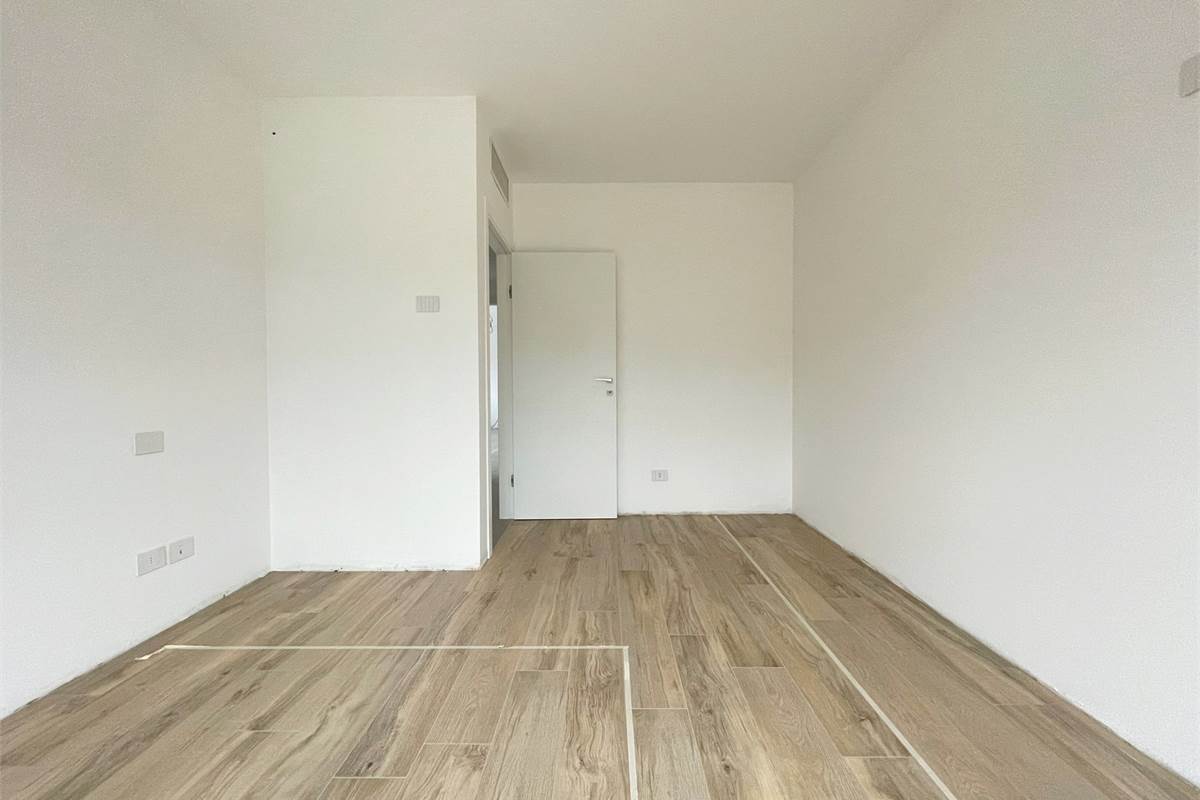 Nuovo trilocale con giardino