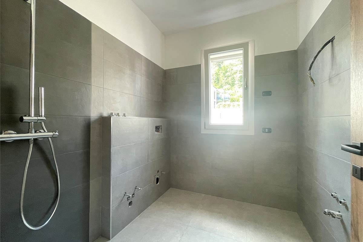 Nuovo trilocale con giardino