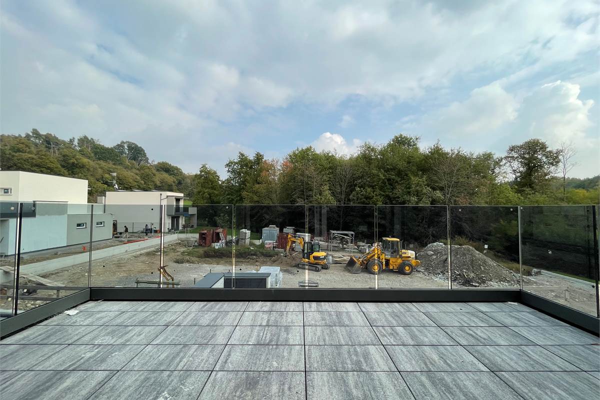 Nuovo trilocale con terrazzo