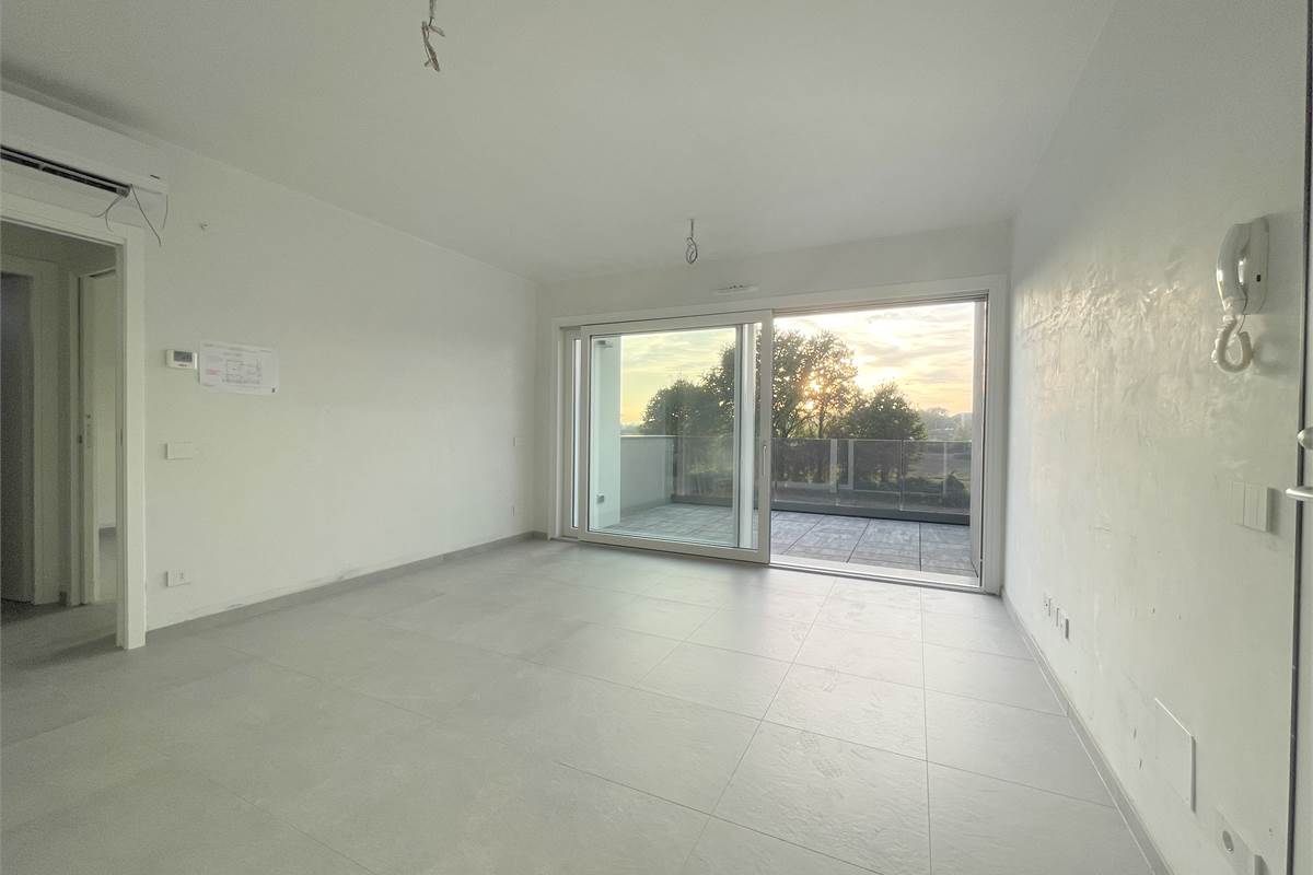 Nuovo bilocale con terrazzo