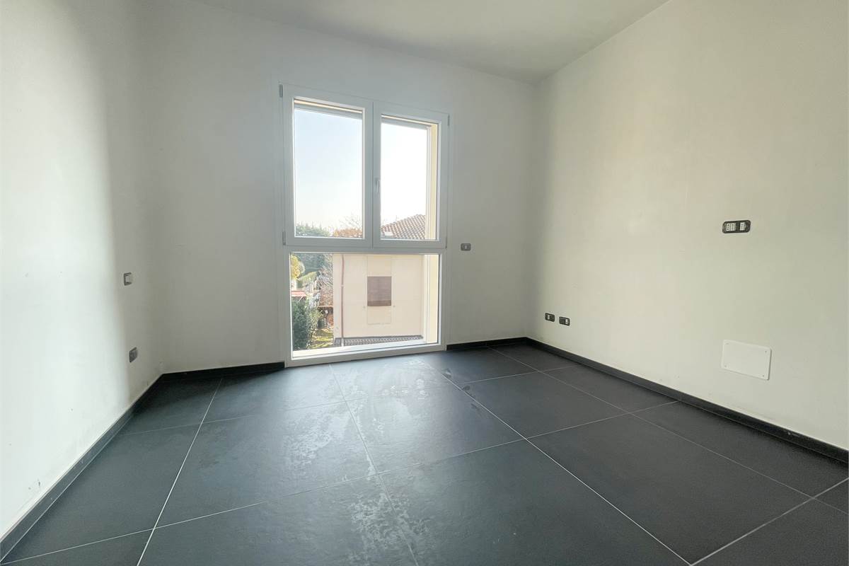 Nuovo trilocale con terrazzo